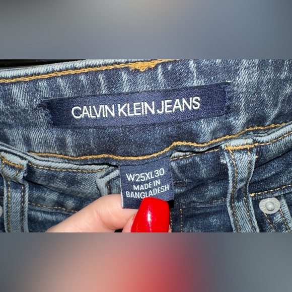 💙FINAL SALE💙 Vintage Calvin Klein High-Rise Slim Fit Jeans – Light Wash Size 25 - Picture 8 of 9